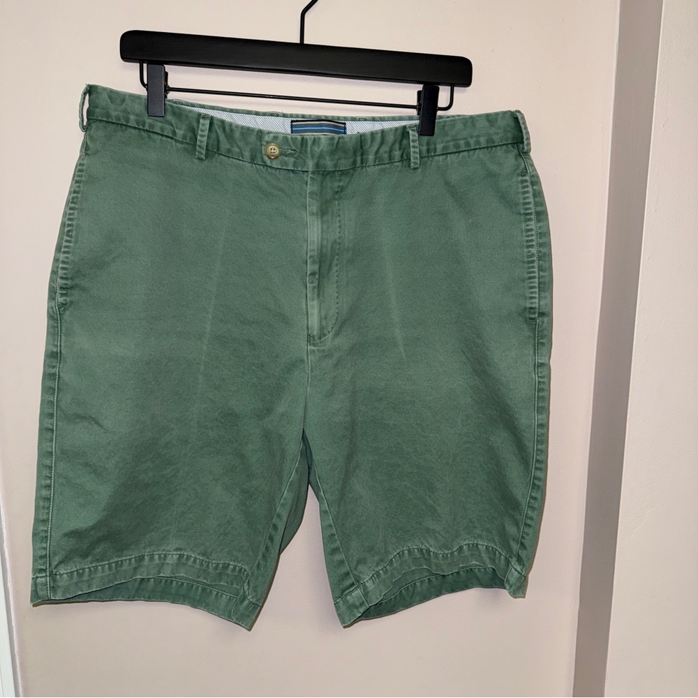 Men's Peter Millar shorts